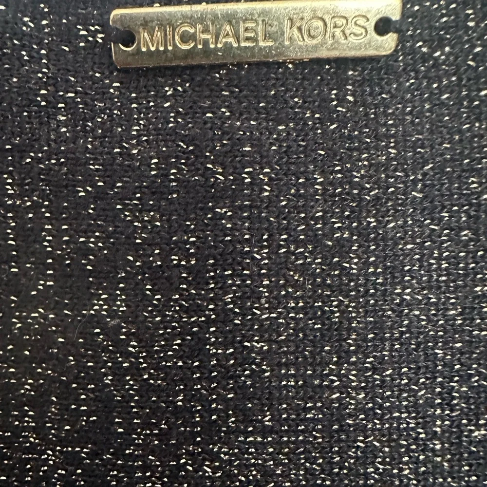 MICHAEL KORS size LARGE Elegant Black Sweater with sparkling GOLD.